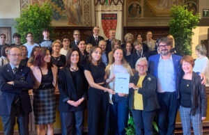 Sette giovani aspiranti sommelieres ricevono le borse di studio Donne del Vino-Ais