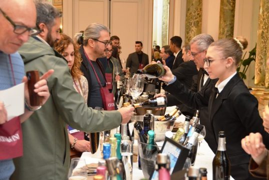 SPARKLE 2026 è alle porte: a Roma si celebra l’eccellenza delle bollicine italiane con 92 vini premiati con le “5 Sfere”